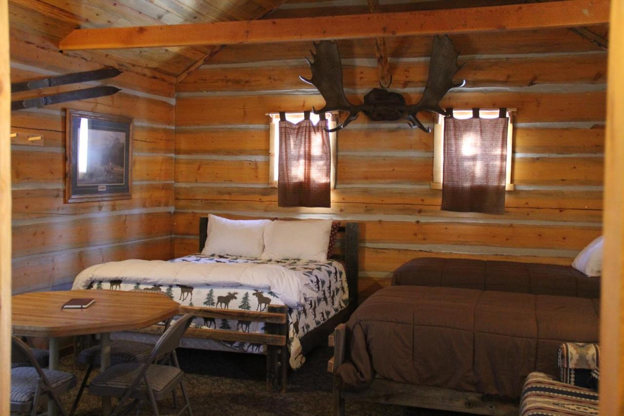 Sugar Loaf Lodge & Cabins Anaconda Exteriör bild